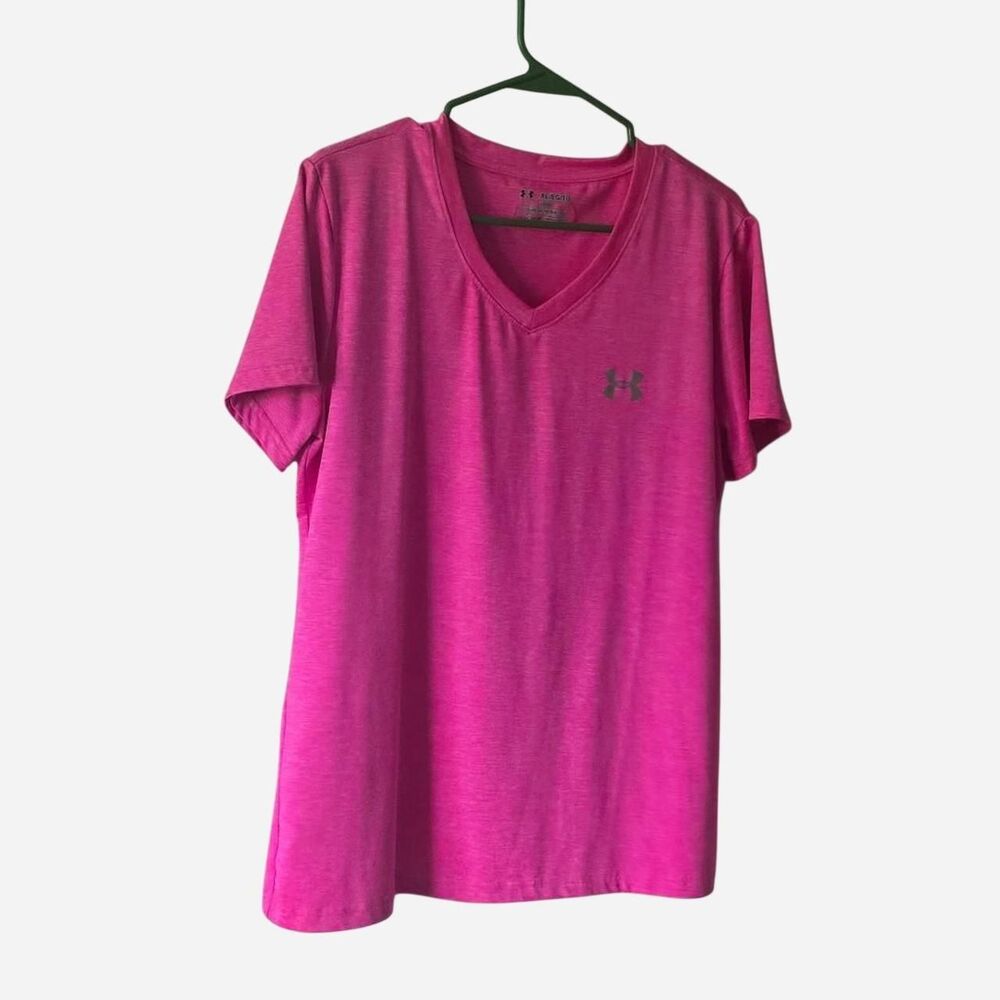 Women's Pink Under Armour HeatGear V-Neck T-Shirt XL